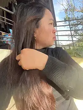 Snapshot of Nhung584 chatting on December 2025 01:34:01 AM Nhung584 online show from December 2025 01:34:01 AM