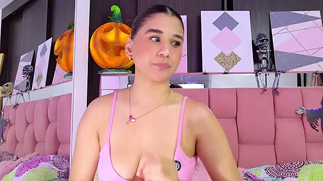 CriistallMuller online show from October 2025 04:24:01 AM