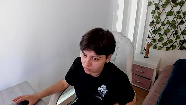 Snapshot of Nathaly_ds chatting on November 2025 07:58:02 PM Nathaly ds online show from November 2025 07:58:02 PM