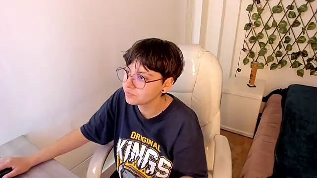 Snapshot of Nathaly_ds chatting on November 2025 07:46:01 PM Nathaly ds online show from November 2025 07:46:01 PM