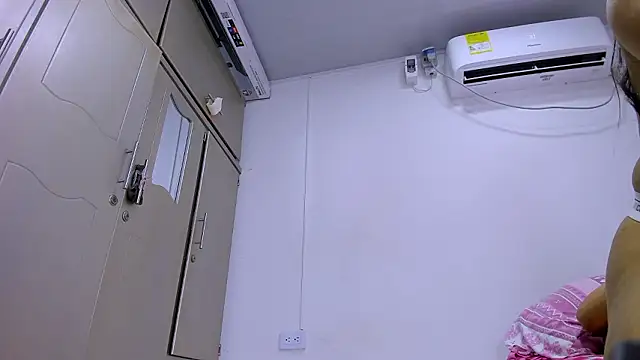 Snapshot of eithanasm chatting on March 2026 05:59:02 AM eithanasm online show from March 2026 05:59:02 AM