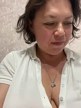 Snapshot of Kiravix chatting on September 2025 06:23:02 PM Kiravix online show from September 2025 06:23:02 PM