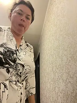 Snapshot of Kiravix chatting on October 2025 04:49:02 PM Kiravix online show from October 2025 04:49:02 PM