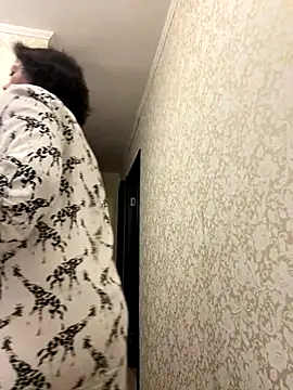 Snapshot of Kiravix chatting on October 2025 04:07:02 PM Kiravix online show from October 2025 04:07:02 PM