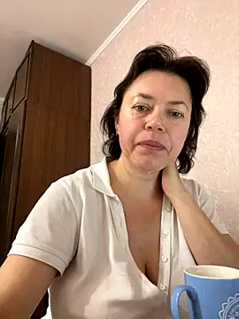 Snapshot of Kiravix chatting on October 2025 06:54:01 AM Kiravix online show from October 2025 06:54:01 AM