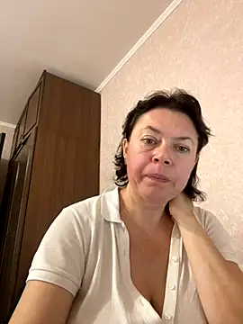 Snapshot of Kiravix chatting on October 2025 10:41:02 AM Kiravix online show from October 2025 10:41:02 AM