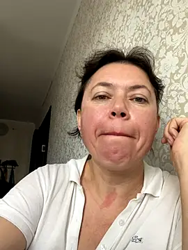 Snapshot of Kiravix chatting on November 2025 07:53:02 AM Kiravix online show from November 2025 07:53:02 AM