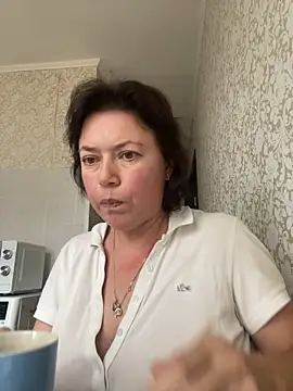 Snapshot of Kiravix chatting on November 2025 09:30:02 AM Kiravix online show from November 2025 09:30:02 AM