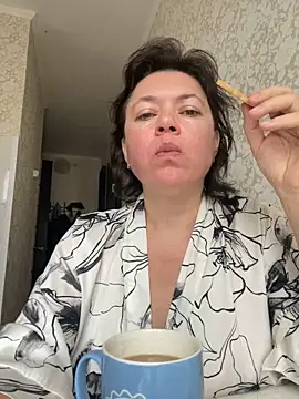 Snapshot of Kiravix chatting on November 2025 06:47:01 AM Kiravix online show from November 2025 06:47:01 AM