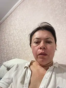 Snapshot of Kiravix chatting on November 2025 07:41:01 AM Kiravix online show from November 2025 07:41:01 AM