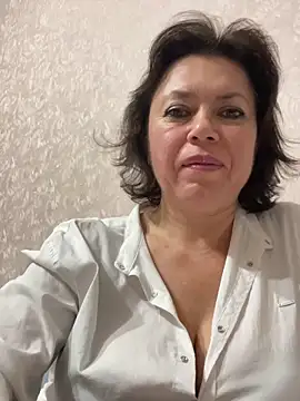 Snapshot of Kiravix chatting on December 2025 07:21:02 PM Kiravix online show from December 2025 07:21:02 PM