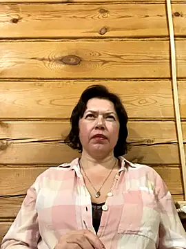 Snapshot of Kiravix chatting on December 2025 05:17:01 PM Kiravix online show from December 2025 05:17:01 PM