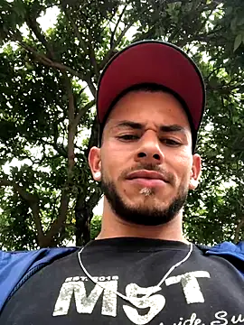 Snapshot of dylan_jacobx chatting on December 2025 05:39:02 PM dylan jacobx online show from December 2025 05:39:02 PM