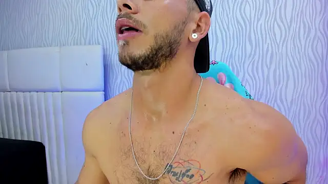 Snapshot of dylan_jacobx chatting on December 2025 03:45:02 AM dylan jacobx online show from December 2025 03:45:02 AM