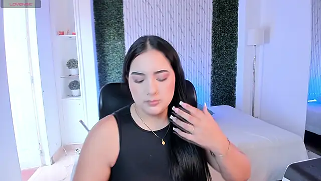 Snapshot of sofiacaramel chatting on November 2025 03:14:02 PM sofiacaramel online show from November 2025 03:14:02 PM