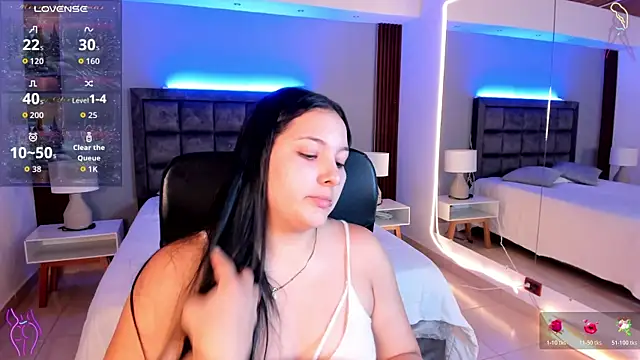 sofiacaramel online show from November 2025 07:54:01 PM