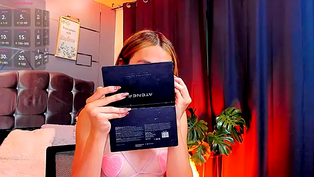 antonellastar24  online show from December 2025 03:10:01 PM