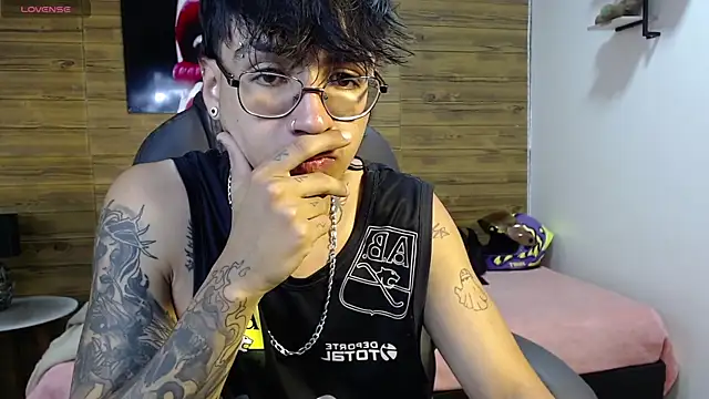 derekfly online show from September 2025 04:14:02 AM
