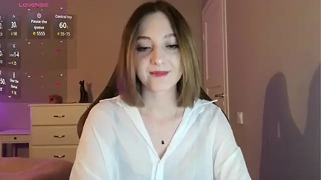 white liillyy online show from June 2026 08:40:02 PM