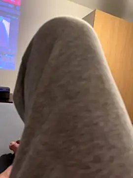 tashaninlife online show from November 2025 12:43:01 AM