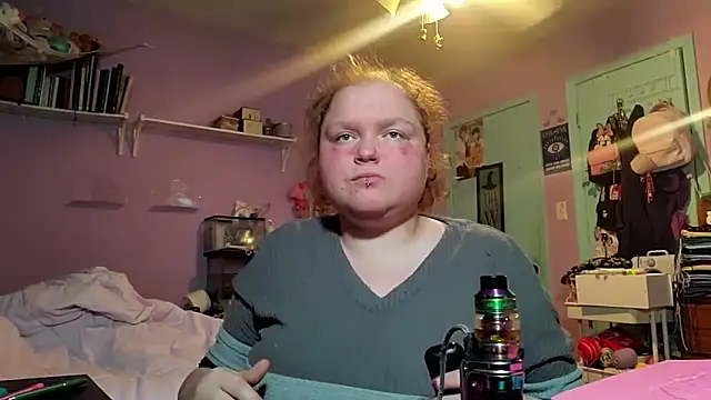 KadiSparkle online show from February 2026 11:56:02 PM