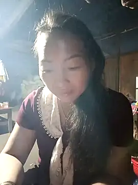 Snapshot of Exembin chatting on November 2025 12:07:01 PM Exembin online show from November 2025 12:07:01 PM