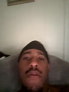 Snapshot of tyrek5051 chatting on October 2025 04:14:02 PM tyrek5051 online show from October 2025 04:14:02 PM