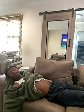 Snapshot of AllDayBbC chatting on November 2025 01:33:02 PM AllDayBbC online show from November 2025 01:33:02 PM