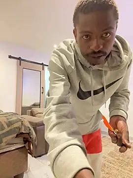 Snapshot of AllDayBbC chatting on November 2025 07:57:01 PM AllDayBbC online show from November 2025 07:57:01 PM