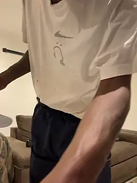 Snapshot of AllDayBbC chatting on January 2026 07:26:02 PM AllDayBbC online show from January 2026 07:26:02 PM