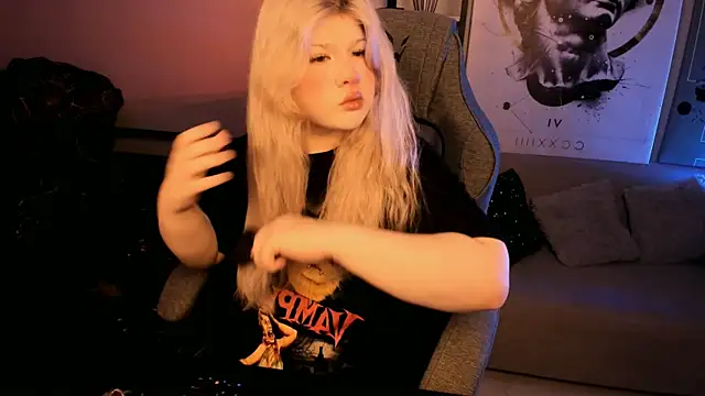 LilithNelson online show from October 2025 05:51:02 PM