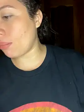 Snapshot of sabrossa chatting on December 2025 04:07:02 AM sabrossa online show from December 2025 04:07:02 AM