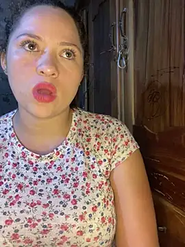 Snapshot of sabrossa chatting on March 2026 04:36:02 AM sabrossa online show from March 2026 04:36:02 AM