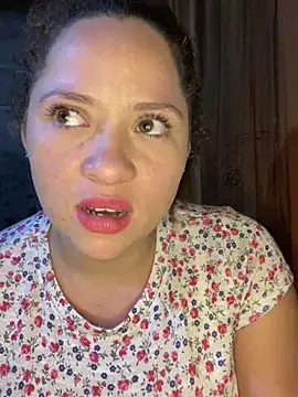 Snapshot of sabrossa chatting on March 2026 05:08:02 AM sabrossa online show from March 2026 05:08:02 AM