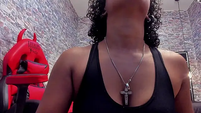 Snapshot of WILD_FIREE_ chatting on February 2026 07:33:02 PM WILD FIREE online show from February 2026 07:33:02 PM