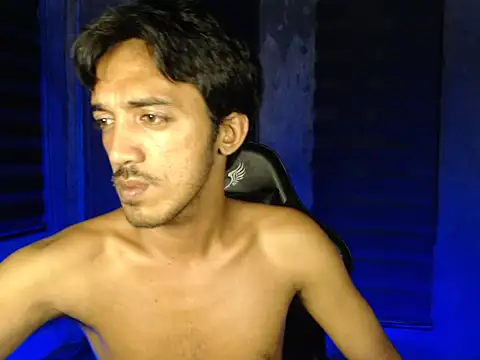 RowyCam online show from December 2025 03:39:01 PM