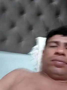 Snapshot of paulinhogostosinho chatting on November 2025 10:42:02 PM paulinhogostosinho online show from November 2025 10:42:02 PM