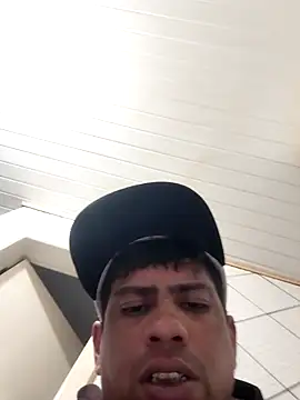 Snapshot of paulinhogostosinho chatting on November 2025 01:17:02 AM paulinhogostosinho online show from November 2025 01:17:02 AM