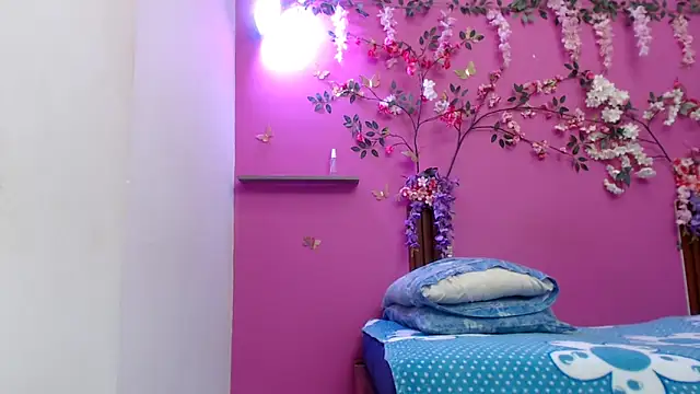 Snapshot of skinnybarbie022 chatting on June 2026 12:27:01 AM skinnybarbie022 online show from June 2026 12:27:01 AM