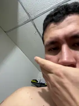 Kurtxxx22 online show from February 2026 08:23:01 PM