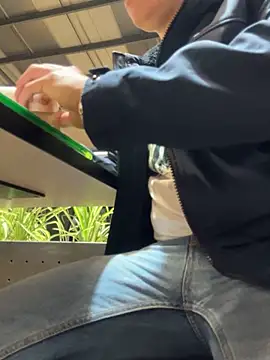 Snapshot of Kurtxxx22 chatting on February 2026 11:45:01 PM Kurtxxx22 online show from February 2026 11:45:01 PM