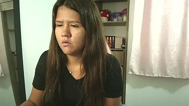 Snapshot of Oliviawatson1 chatting on October 2025 12:26:02 PM Oliviawatson1 online show from October 2025 12:26:02 PM