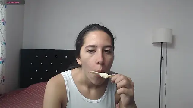 lilacream online show from September 2025 02:18:02 PM