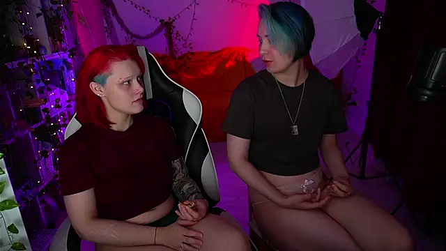 Snapshot of Sova173 chatting on September 2025 05:49:01 PM Sova173 online show from September 2025 05:49:01 PM