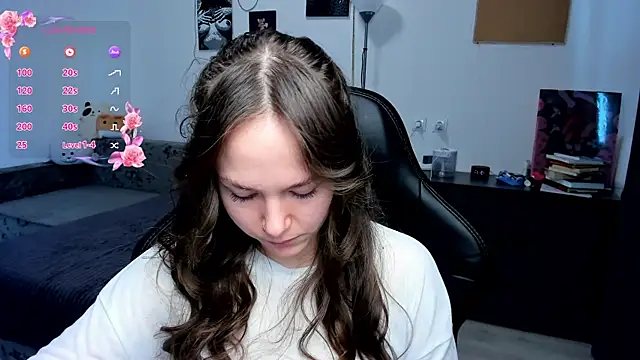 cute little ass online show from April 2026 08:17:01 AM