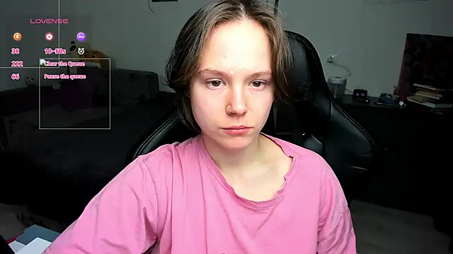 cute little ass online show from April 2026 05:10:02 PM