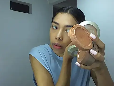 MeganAndMaxxh online show from September 2025 12:21:02 AM