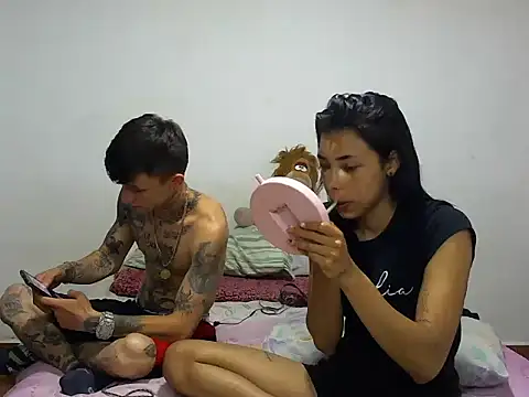 MeganAndMaxxh online show from December 2025 01:34:01 AM