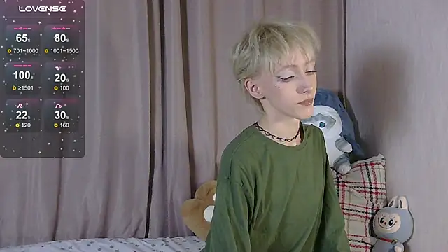 Snapshot of NextVibe_ chatting on February 2026 05:53:02 PM NextVibe online show from February 2026 05:53:02 PM