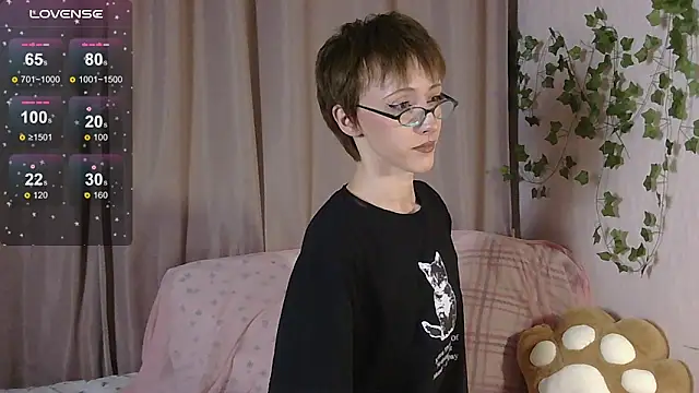 Snapshot of NextVibe_ chatting on March 2026 06:02:01 PM NextVibe online show from March 2026 06:02:01 PM